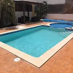 Casa Del Medio Дом отдыха Антигуа