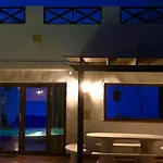 Casa Del Medio *