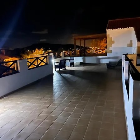 Casa Del Medio 펜션 앤티가