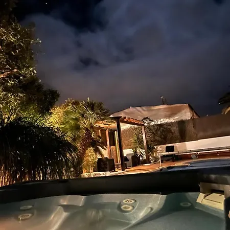 Casa Del Medio Holiday home *